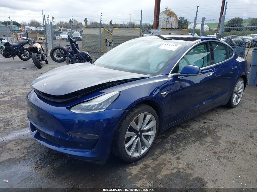 2018 Tesla Model 3 Long Range/Performance
