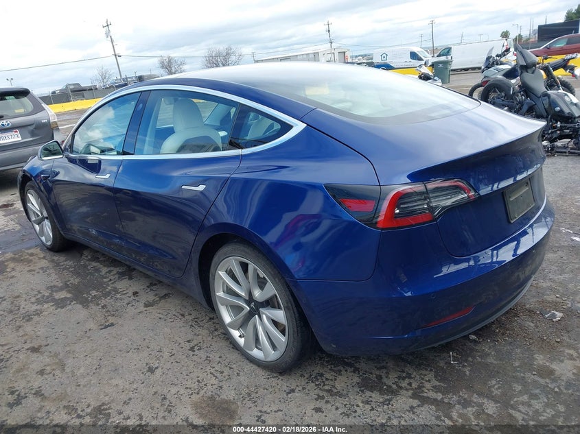 2018 Tesla Model 3 Long Range/Performance