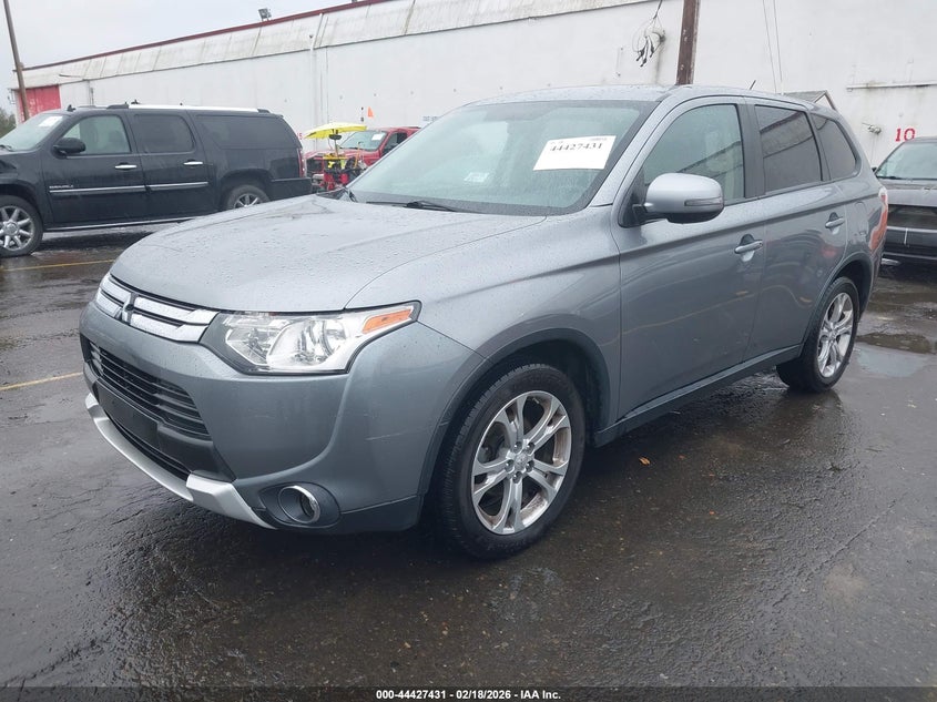 2015 Mitsubishi Outlander Se