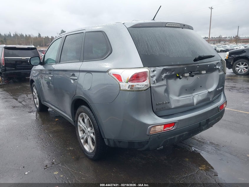 2015 Mitsubishi Outlander Se