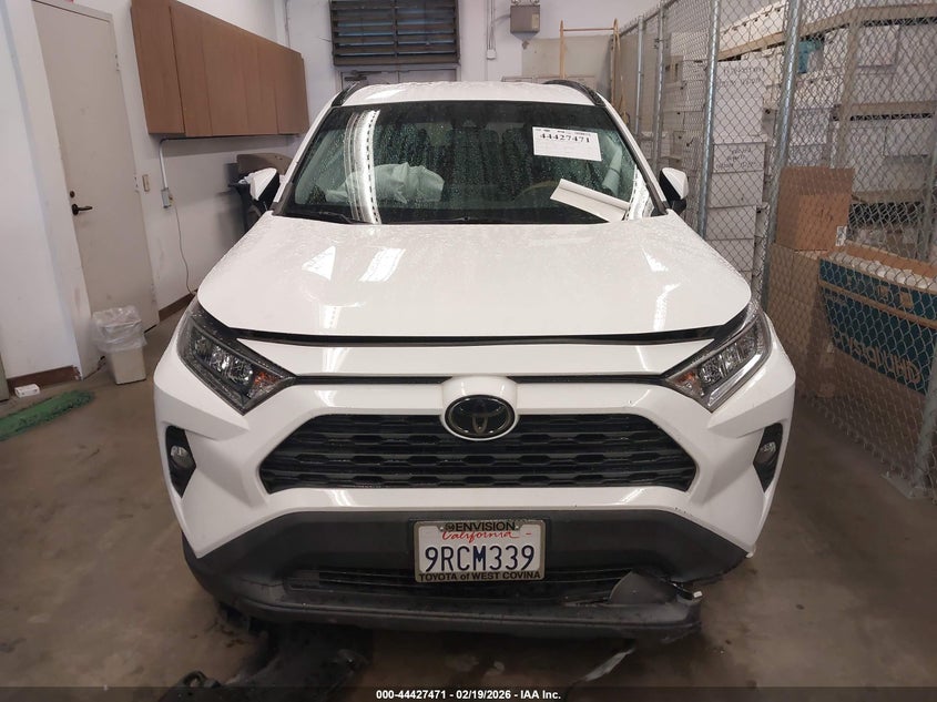 VIN 2T3P1RFV9LW125498 2020 TOYOTA RAV4 XLE
