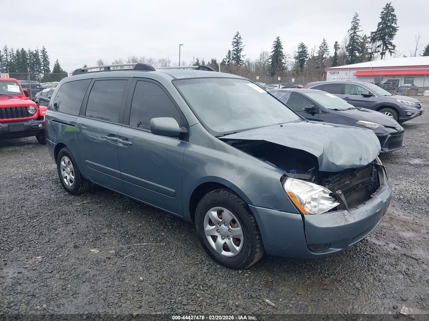 2009 Kia Sedona Lx