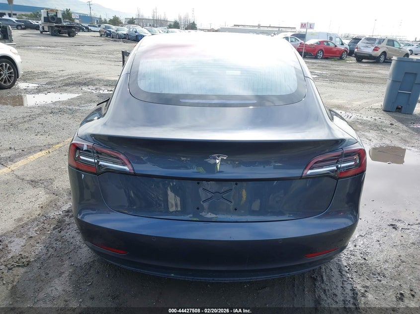 2017 Tesla Model 3 Long Range/Standard VIN: 5YJ3E1EA7HF001732 Lot: 44427508