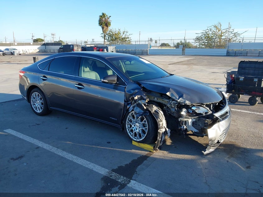 2013 Toyota Avalon Hybrid Limited