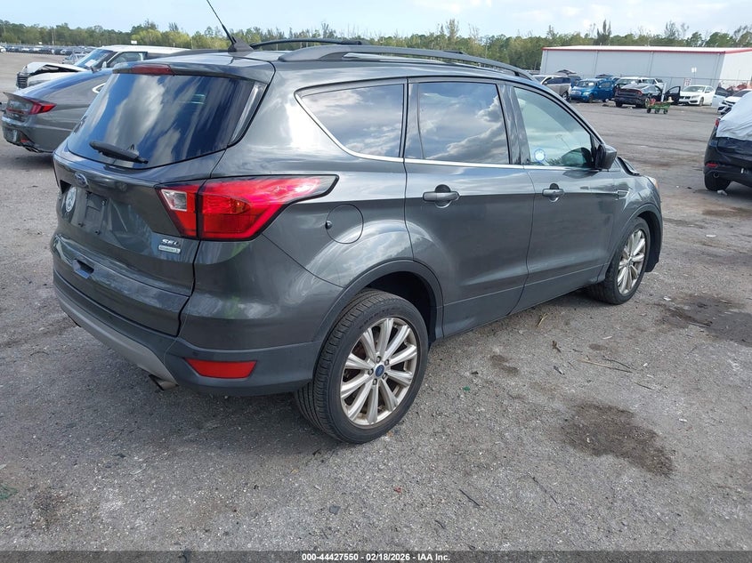 2019 Ford Escape Sel