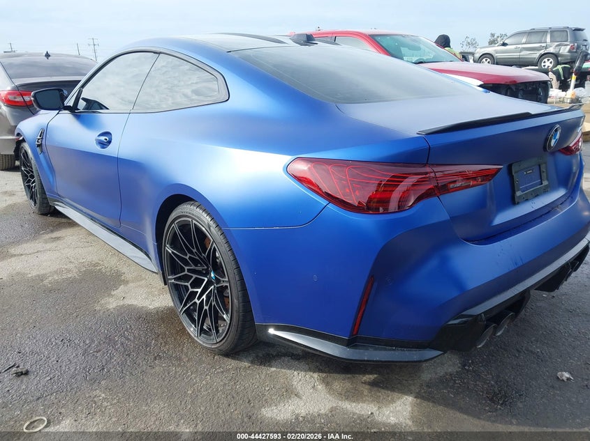 2025 BMW M4 auction photo 3