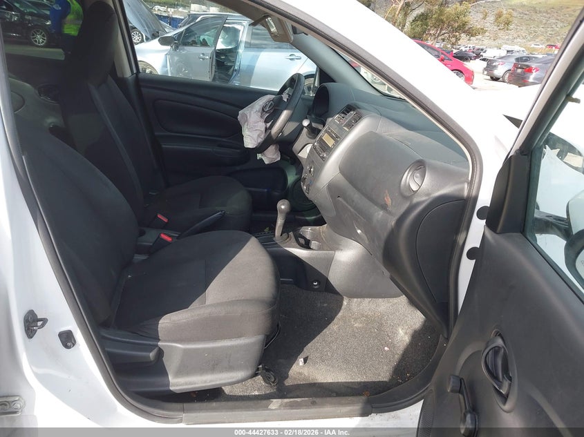 2016 Nissan Versa 1.6 S