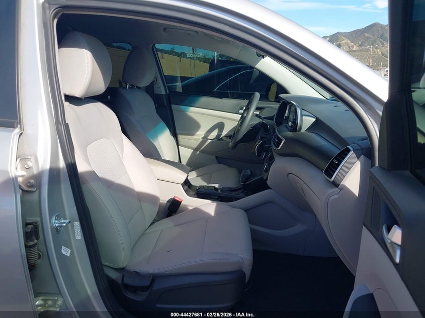 2021 Hyundai Tucson Se