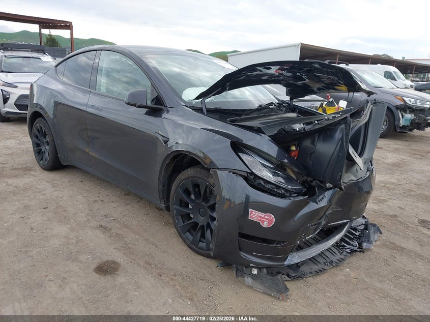 2024 Tesla Model Y Long Range Dual Motor All-Wheel Drive