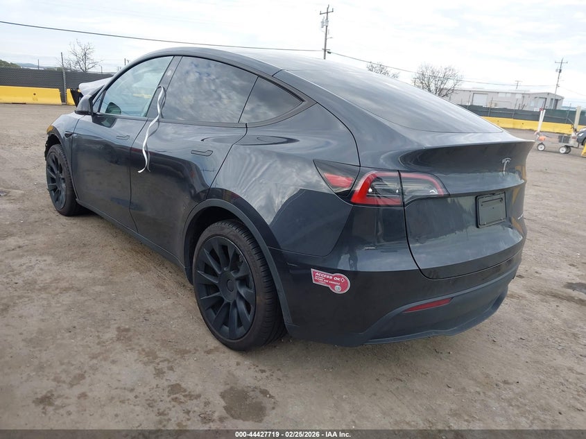 2024 Tesla Model Y Long Range Dual Motor All-Wheel Drive