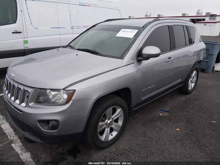 Vin: 1c4njdeb9fd304546, lot: 44924359, jeep compass latitude 20152