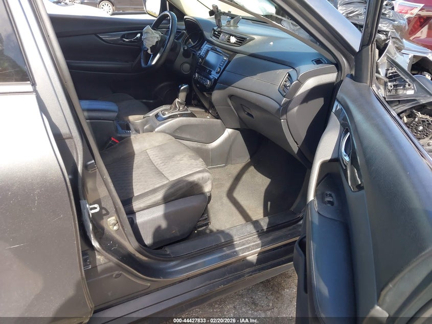 VIN KNMAT2MT0LP534560 2020 NISSAN ROGUE SV FWD