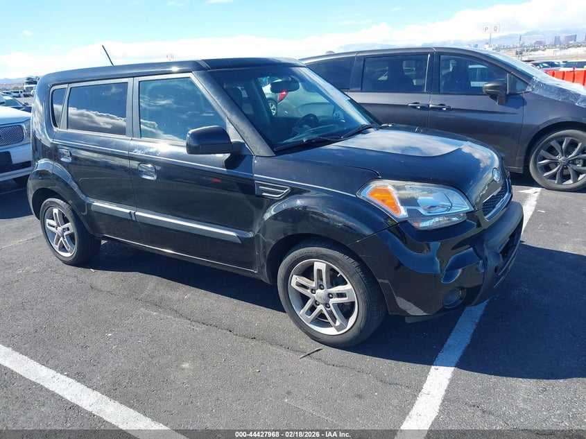 2010 Kia Soul +