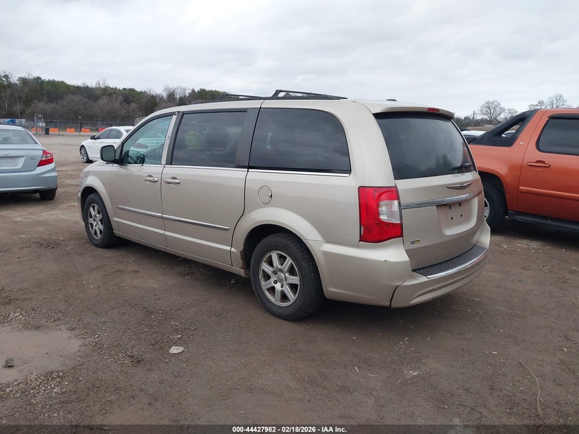 2013 Chrysler Town & Country Touring