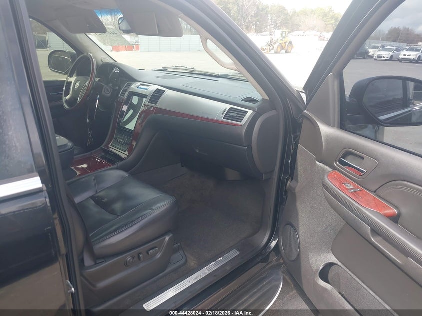 2007 Cadillac Escalade Standard