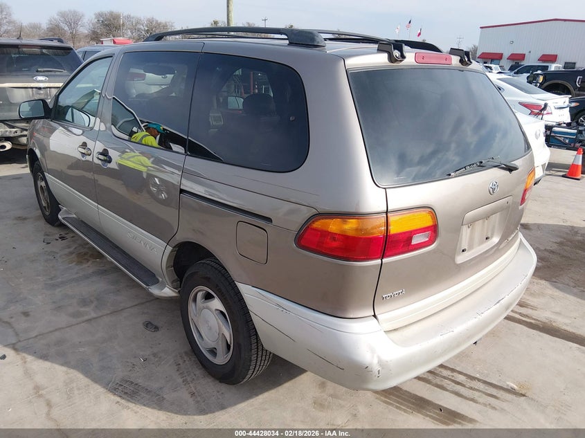 1998 Toyota Sienna Xle