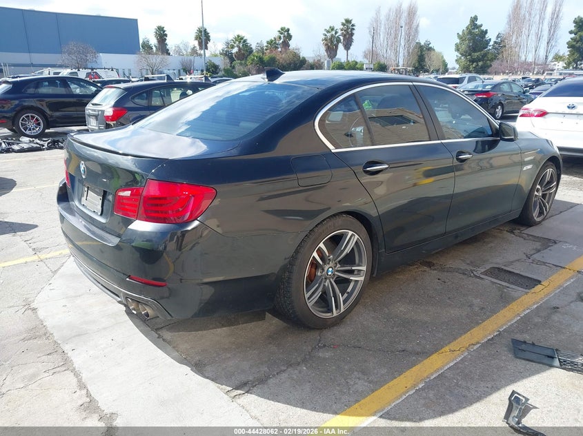2011 BMW 528I
