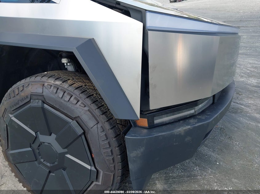 2024 Tesla Cybertruck Cyberbeast VIN: 7G2CEHEE3RA052720 Lot: 44428090