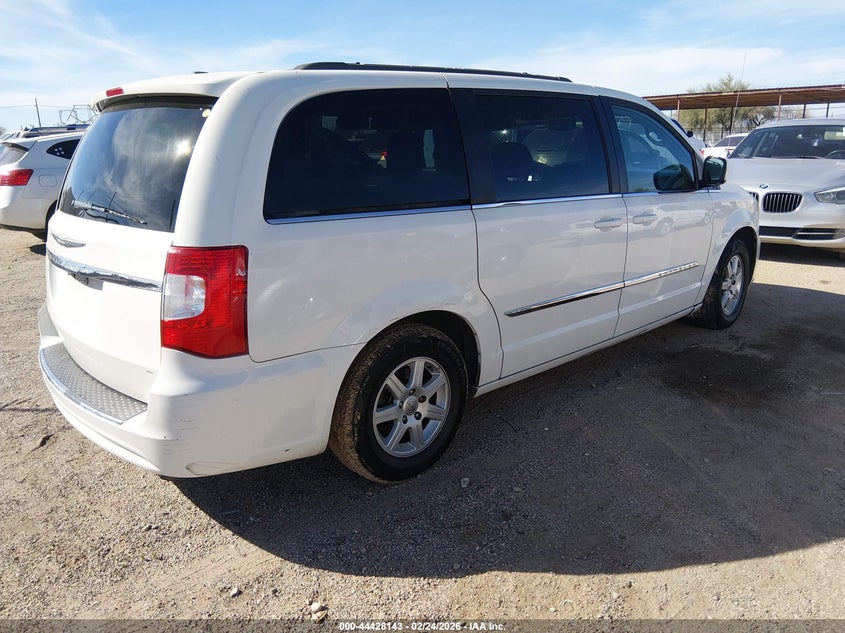 Vin: 2c4rc1bg0cr305426, lot: 44924735, chrysler town & country touring 20124