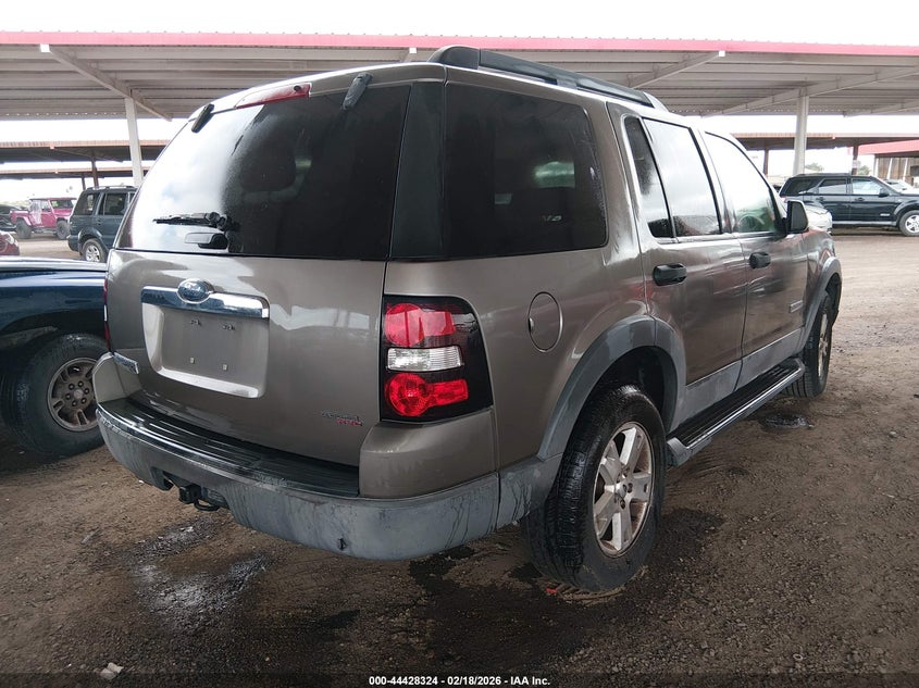 2006 Ford Explorer Xlt