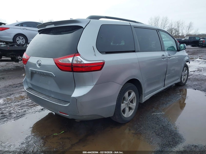 2019 Toyota Sienna Le 8 Passenger