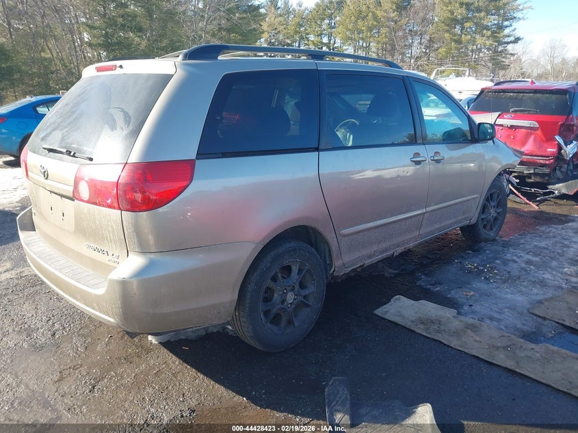 2006 Toyota Sienna Le