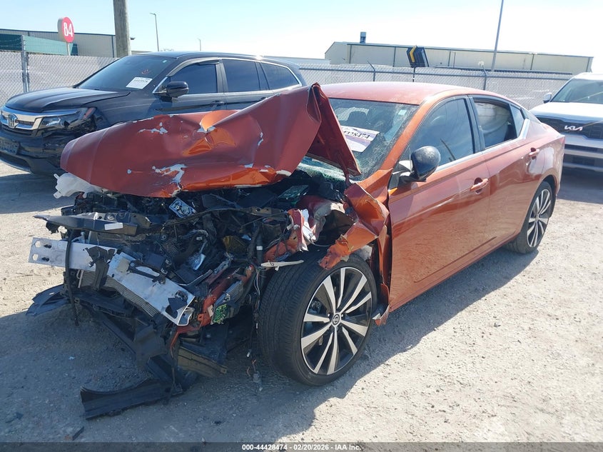 2022 Nissan Altima Sr Fwd