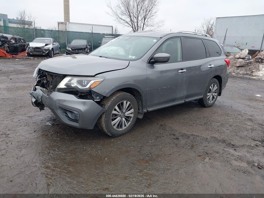 2018 Nissan Pathfinder S