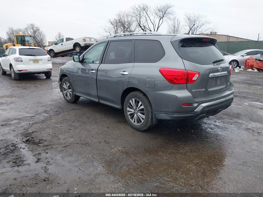 2018 Nissan Pathfinder S