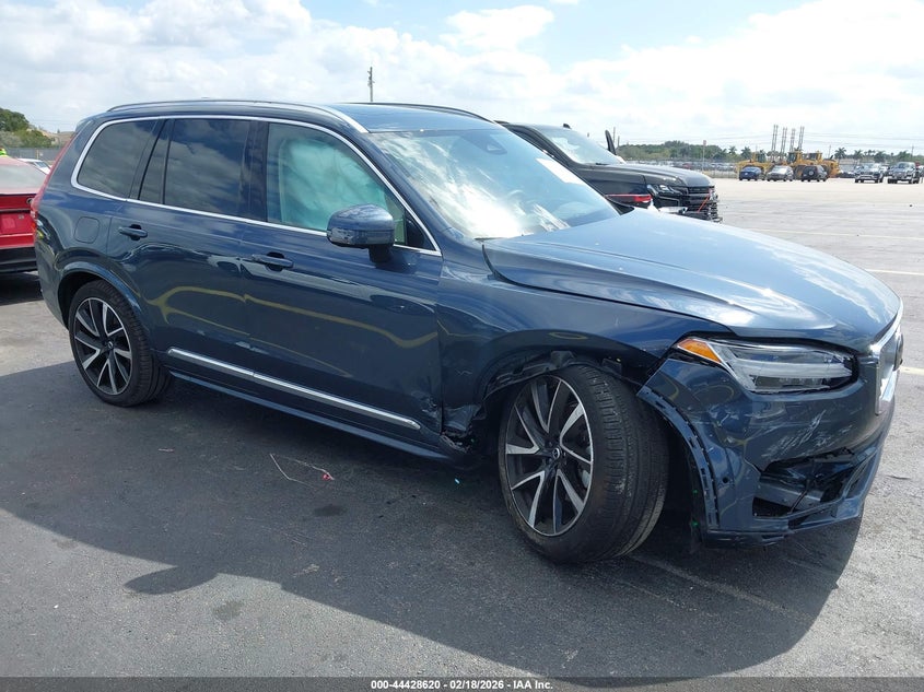 2025 Volvo Xc90 B6 Plus 7-Seater