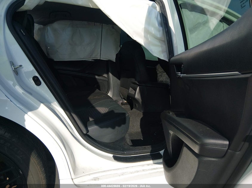 2022 TOYOTA CAMRY auction photo 8