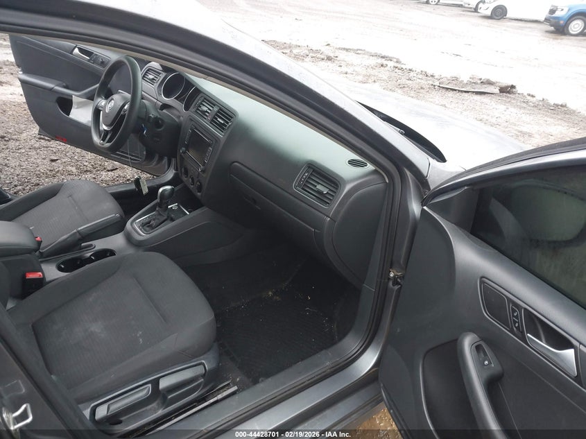 2015 Volkswagen Jetta 2.0L S