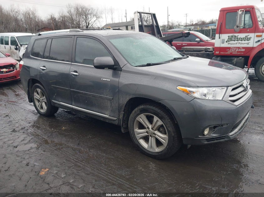 2013 Toyota Highlander Limited V6