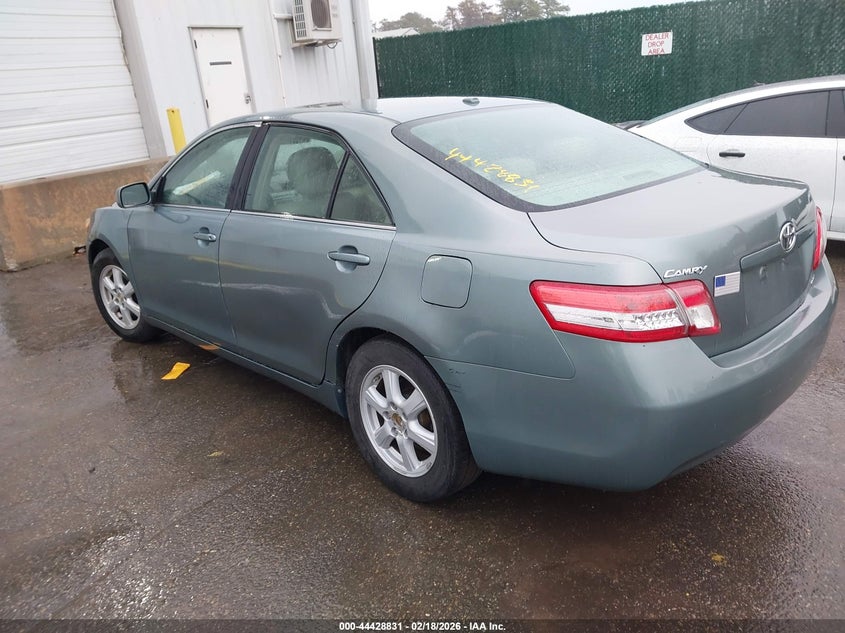 2010 Toyota Camry Le