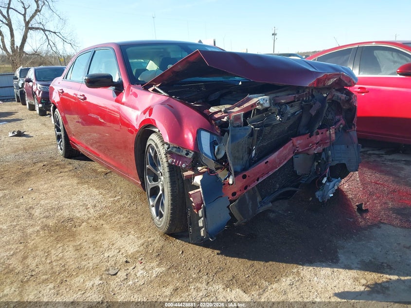 2019 Chrysler 300 Touring
