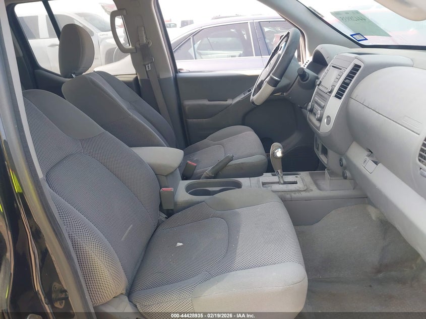 2018 Nissan Frontier Sv