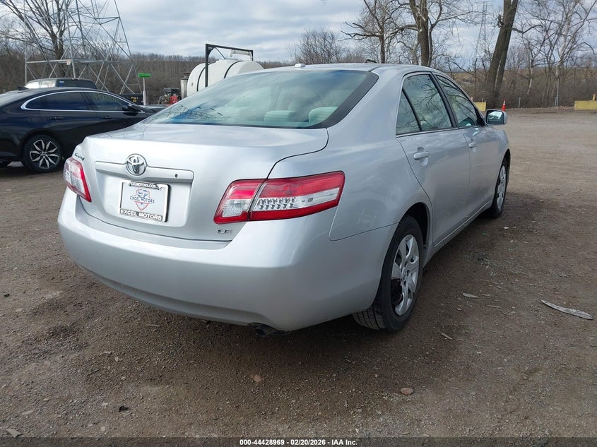 2011 Toyota Camry Le