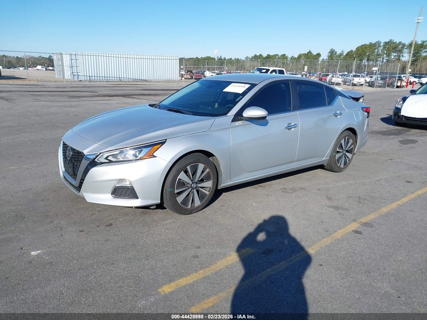 2022 Nissan Altima Sv Fwd