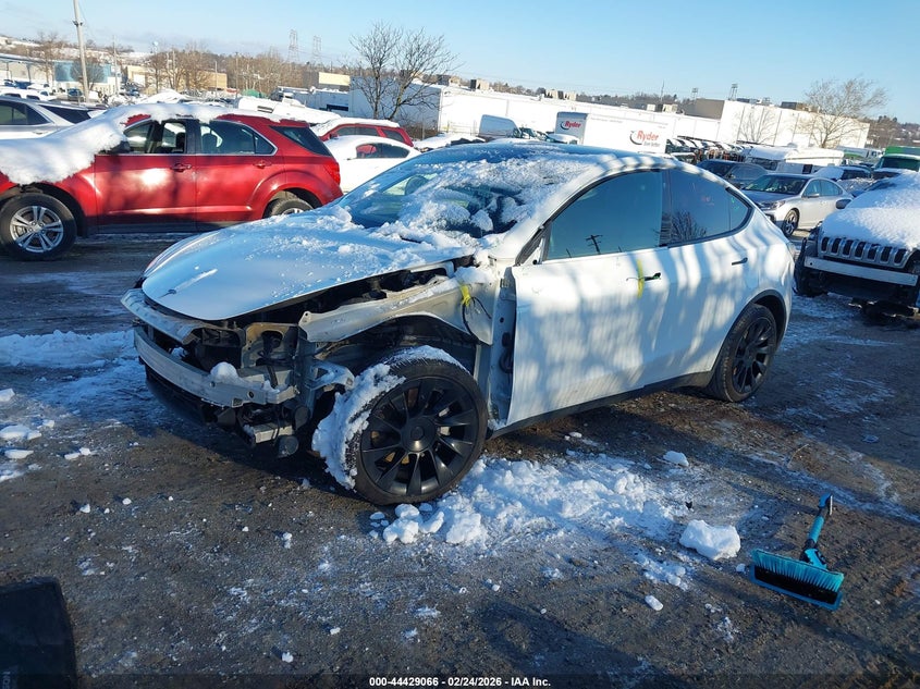 2021 Tesla Model Y Long Range Dual Motor All-Wheel Drive