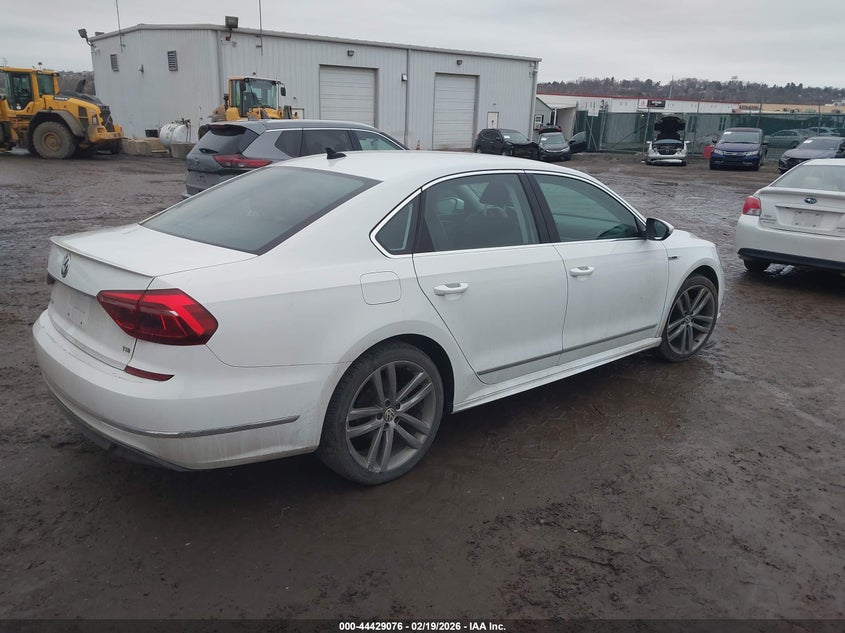 2017 Volkswagen Passat 1.8T R-Line
