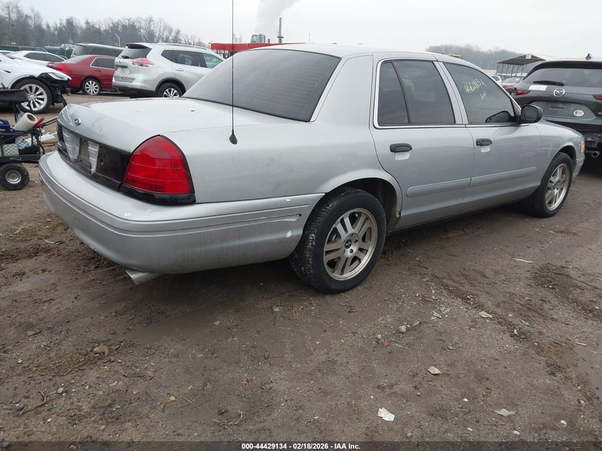 2005 Ford Crown Victoria Police
