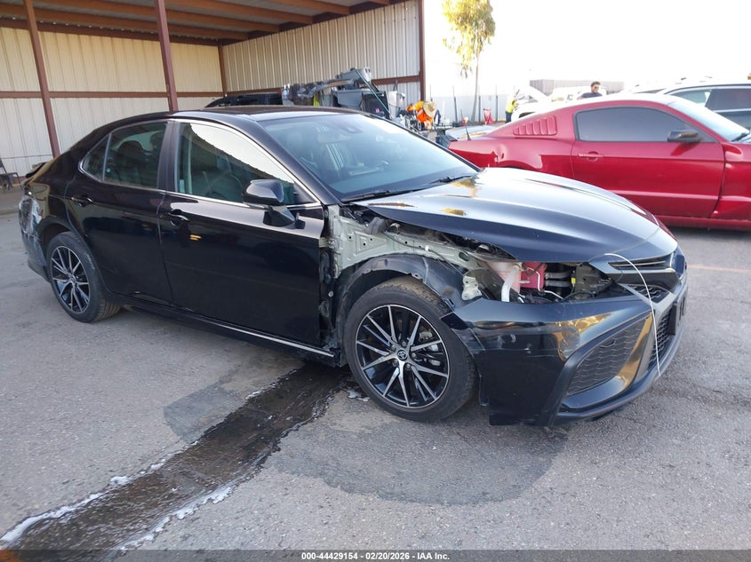 2023 TOYOTA CAMRY SE HYBRID