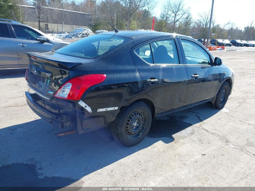 2015 Nissan Versa 1.6 S+