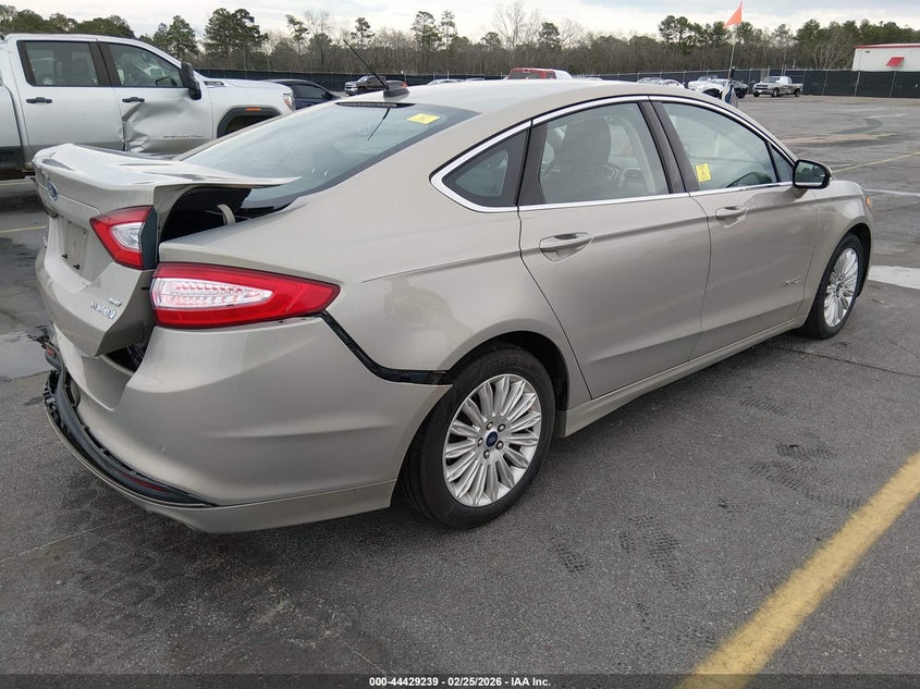 2015 Ford Fusion Hybrid Se