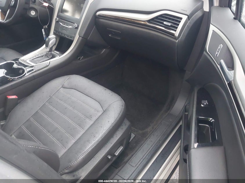 2015 Ford Fusion Hybrid Se