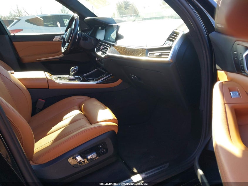 2021 BMW X7 xDrive40I