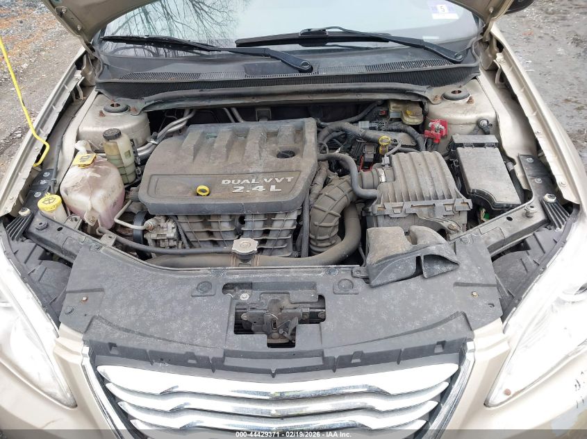 2013 Chrysler 200 Touring VIN: 1C3CCBBB4DN714676 Lot: 44429371