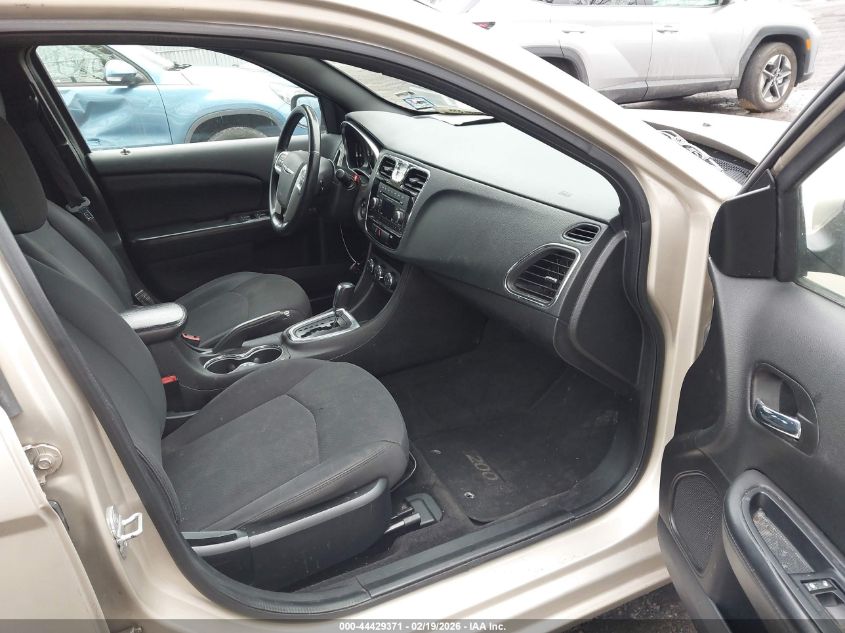 2013 Chrysler 200 Touring VIN: 1C3CCBBB4DN714676 Lot: 44429371