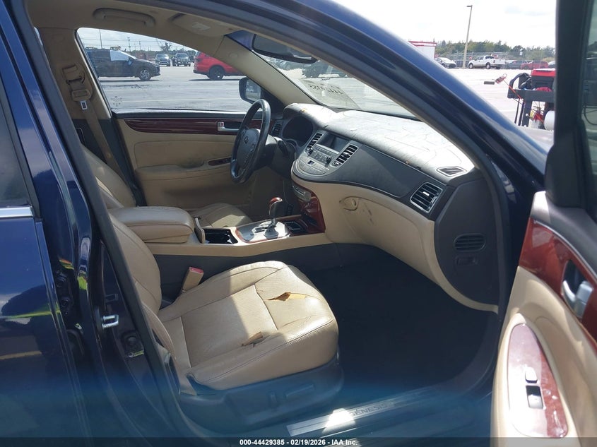 2012 Hyundai Genesis 3.8