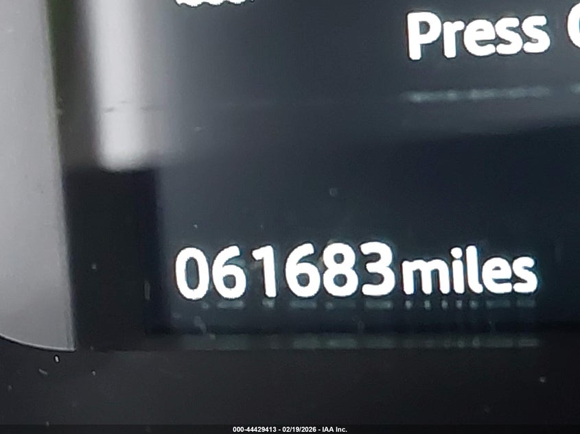 2019 Land Rover Range Rover Velar P250 S VIN: SALYB2EX0KA797175 Lot: 44429413